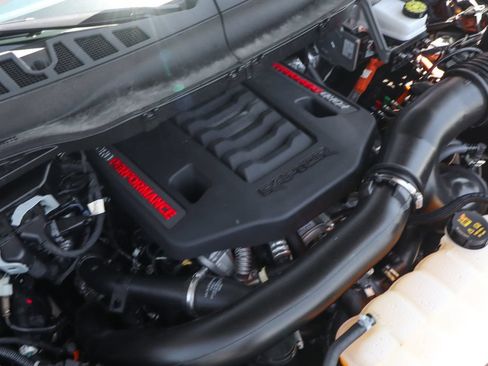 Used 2025 Ford F150 Raptor AWD/4WD image 15