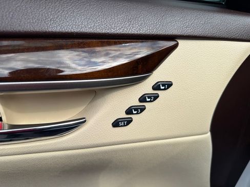 Used 2018 Lexus ES 350 w/ Ultra Luxury Package FWD image 12
