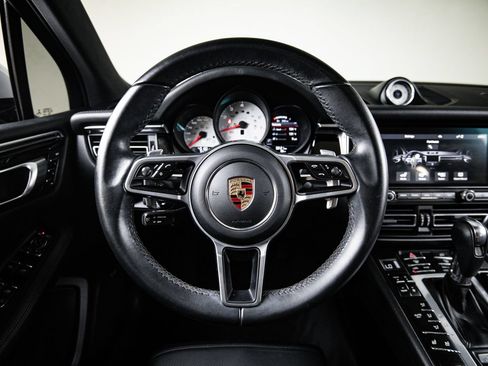 Used 2021 Porsche Macan GTS AWD/4WD image 26