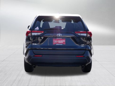 Used 2024 Toyota RAV4 LE image 6