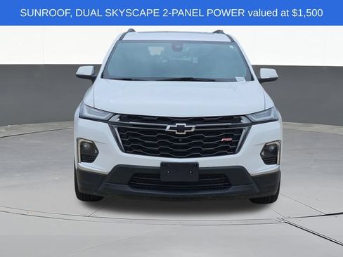 Used 2023 Chevrolet Traverse RS AWD/4WD image 2