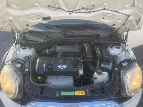 Used 2011 MINI Cooper Hardtop FWD image 10