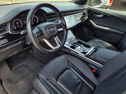Used 2019 Audi Q8 Premium w/ Convenience Package image 6