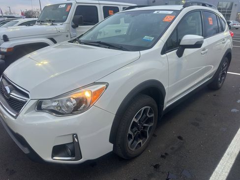 Used 2017 Subaru Crosstrek 2.0i Limited image 49