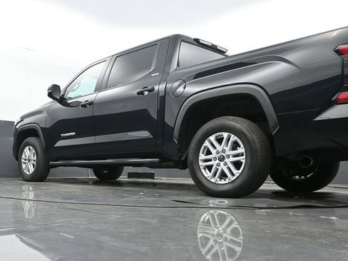 Used 2024 Toyota Tundra SR5 w/ SR5 Convenience Package image 10