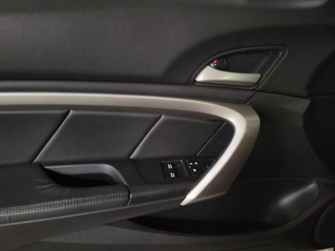 Used 2012 Honda Accord EX-L image 19