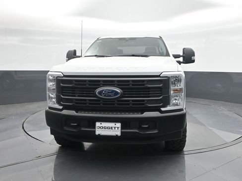 New 2025 Ford F250 XL w/ XL Off-Road Package image 5