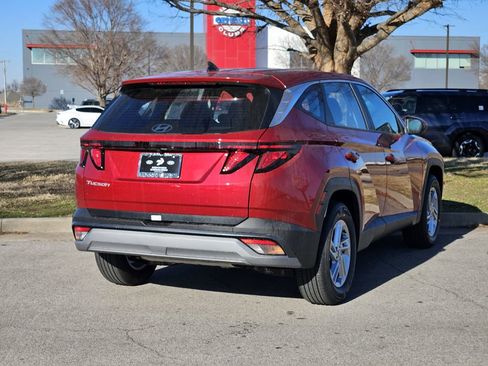 New 2026 Hyundai Tucson SE image 7