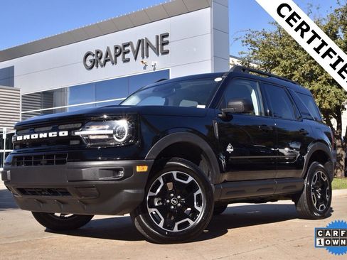 Certified 2023 Ford Bronco Sport Outer Banks w/ Tech Package image 2