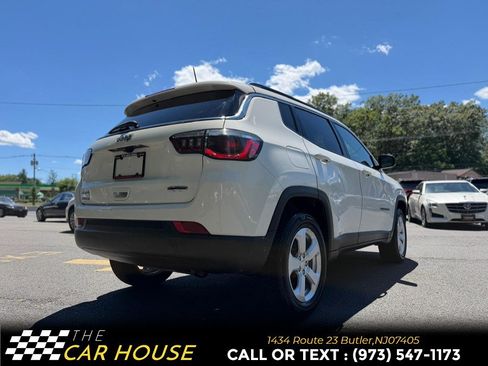Used 2020 Jeep Compass Latitude w/ Cold Weather Group AWD/4WD image 8