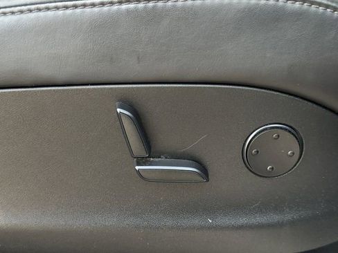 Used 2018 Tesla Model X 100D image 28