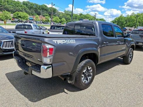Used 2023 Toyota Tacoma TRD Off-Road AWD/4WD image 11