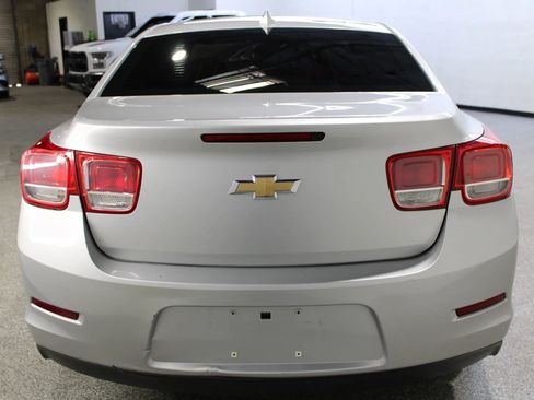 Used 2015 Chevrolet Malibu LT image 6