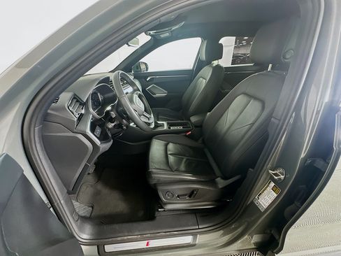 Used 2025 Audi Q3 2.0T Premium AWD/4WD image 13
