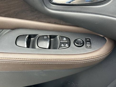 Certified 2024 Nissan Murano Platinum w/ Cargo Package image 22