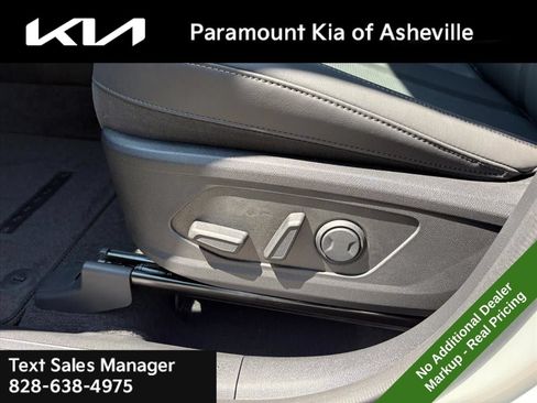 New 2026 Kia Sorento S w/ S Panoramic Sunroof Package FWD image 19