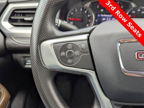 Used 2023 GMC Acadia SLE w/ Driver Convenience Package image 21