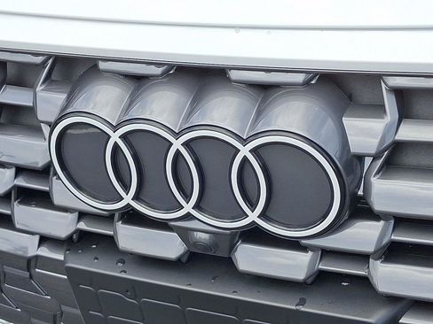 New 2026 Audi Q5 Premium AWD/4WD image 23