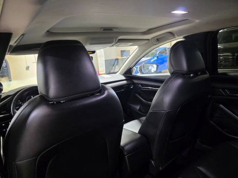 Used 2025 MAZDA MAZDA3 s FWD image 15