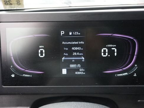 Used 2023 Kia Sportage LX AWD/4WD image 32