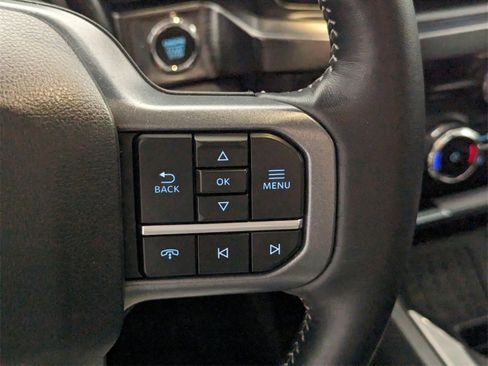 Used 2024 Ford F250 Lariat w/ Chrome Package image 24