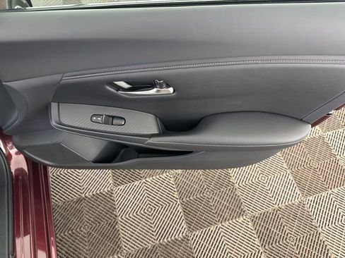 Used 2023 Nissan Sentra SV FWD image 21