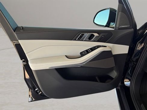 Used 2023 BMW X5 sDrive40i w/ Premium Package image 13