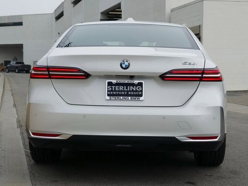 New 2026 BMW 530i image 6