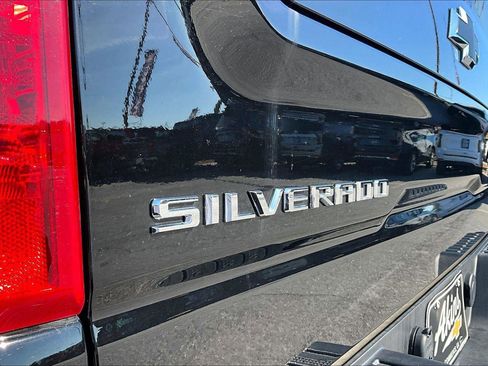 Certified 2025 Chevrolet Silverado 1500 Custom Trail Boss image 18