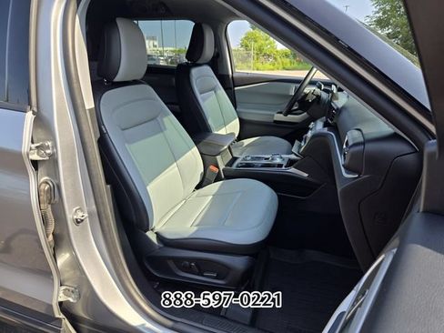 Used 2021 Ford Explorer XLT w/ Equipment Group 202A AWD/4WD image 20