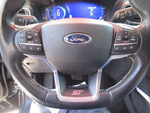Used 2020 Ford Explorer ST w/ Premium Technology Package AWD/4WD image 30