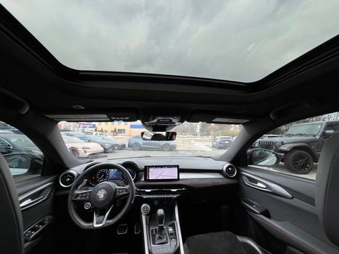 Used 2024 Alfa Romeo Tonale Veloce image 26