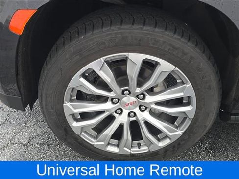 Used 2023 GMC Yukon Denali image 17