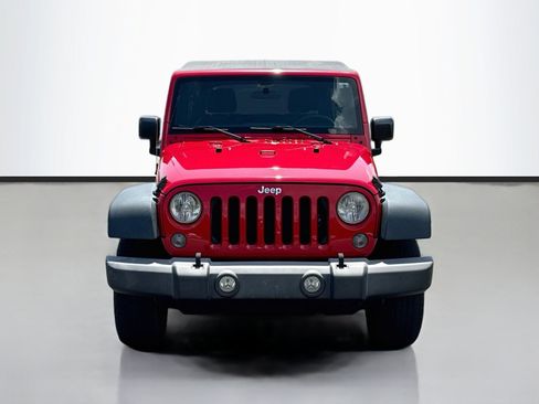 Used 2016 Jeep Wrangler Unlimited Sport w/ Connectivity Group AWD/4WD image 2