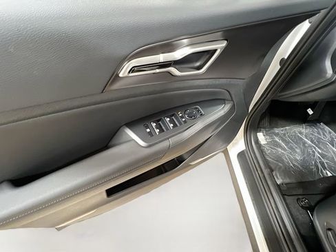 New 2026 Kia Sportage EX image 17