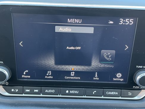 Used 2024 Nissan Rogue SV AWD/4WD image 12