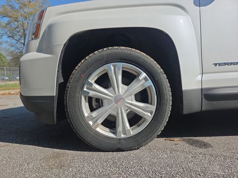 Used 2016 GMC Terrain SLT w/ Open Road Package image 14