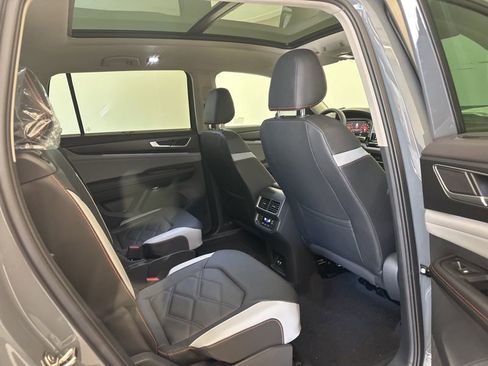 New 2026 Volkswagen Atlas Peak Edition AWD/4WD image 29