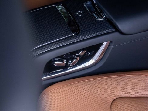 Certified 2025 Rolls-Royce Ghost Black Badge AWD/4WD image 50