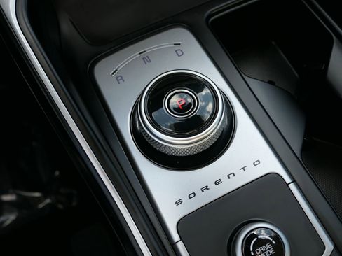 Used 2023 Kia Sorento EX image 26