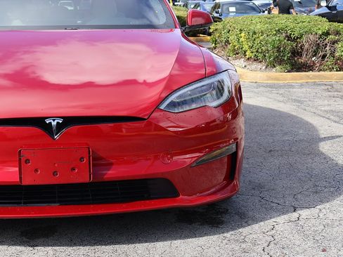 Used 2022 Tesla Model S image 16