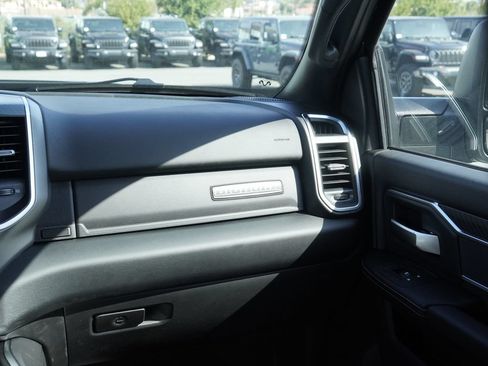 New 2026 RAM 3500 Big Horn AWD/4WD image 31