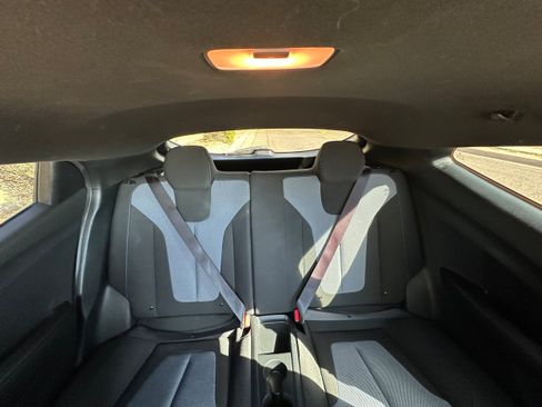 Used 2020 Hyundai Veloster 2.0 FWD image 7