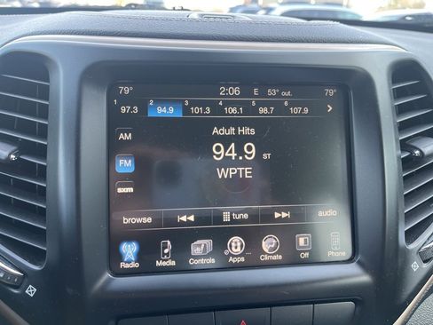 Used 2014 Jeep Cherokee Latitude image 15