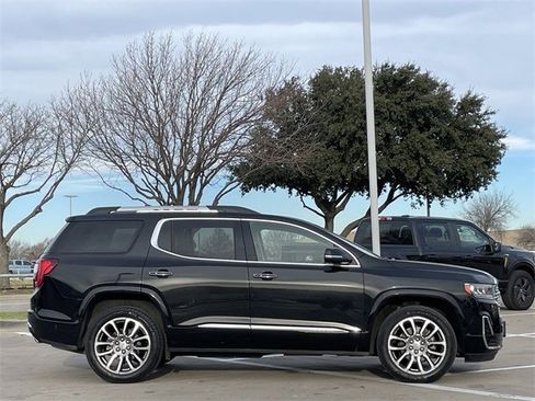Used 2023 GMC Acadia Denali image 3