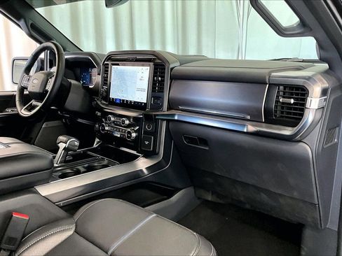 Used 2025 Ford F150 Platinum AWD/4WD image 28