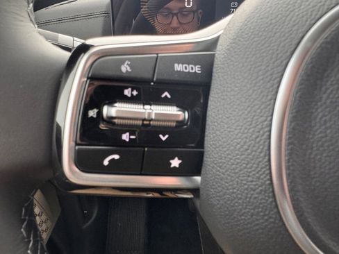 New 2026 Kia Carnival image 17