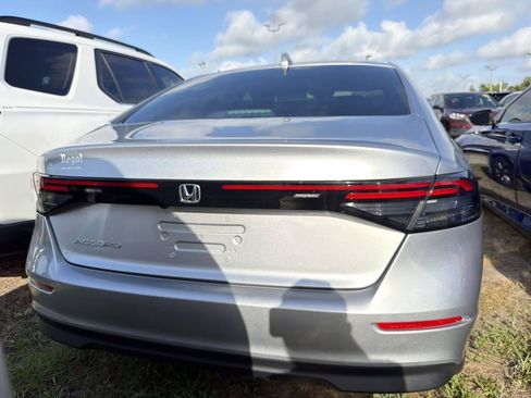 Used 2024 Honda Accord EX image 8