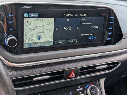 Used 2021 Hyundai Sonata Limited image 20