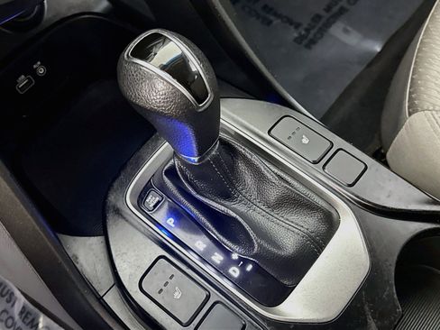 Used 2018 Hyundai Santa Fe Sport w/ 2.4L Value Package 02 FWD image 20